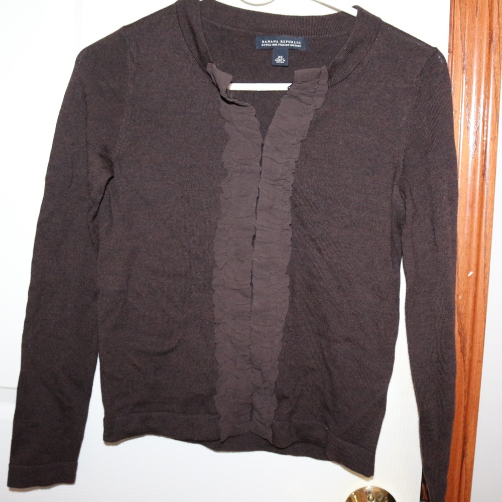 Chocolate brown ruffled long sleeve/sweater
